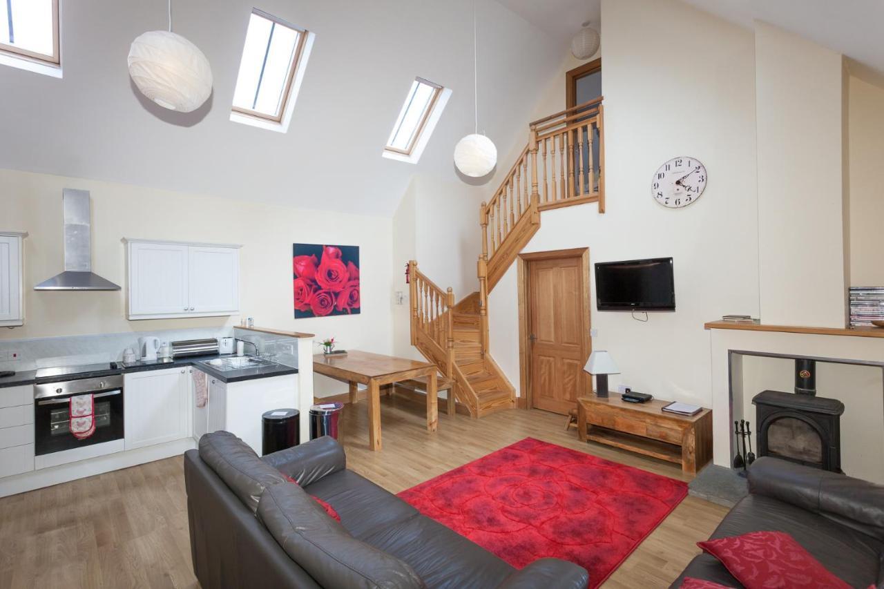Honeysuckle Cottage At Williamscraig Holiday Cottages Линлитгоу Экстерьер фото